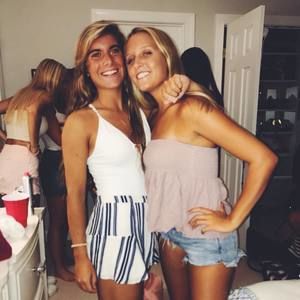 Meet your Posher, Ellie